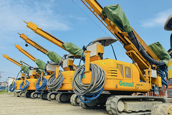 地盤改良機（杭打機） 15台