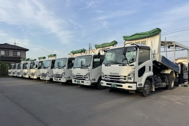 ローダーダンプ